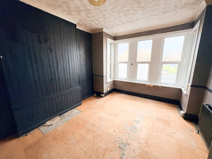 Photo 7- click for photo gallery